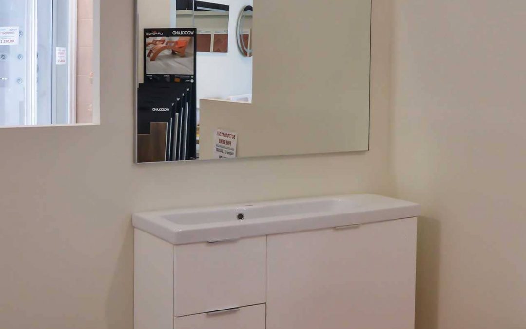 Mobile “Pollock” con lavabo e specchio